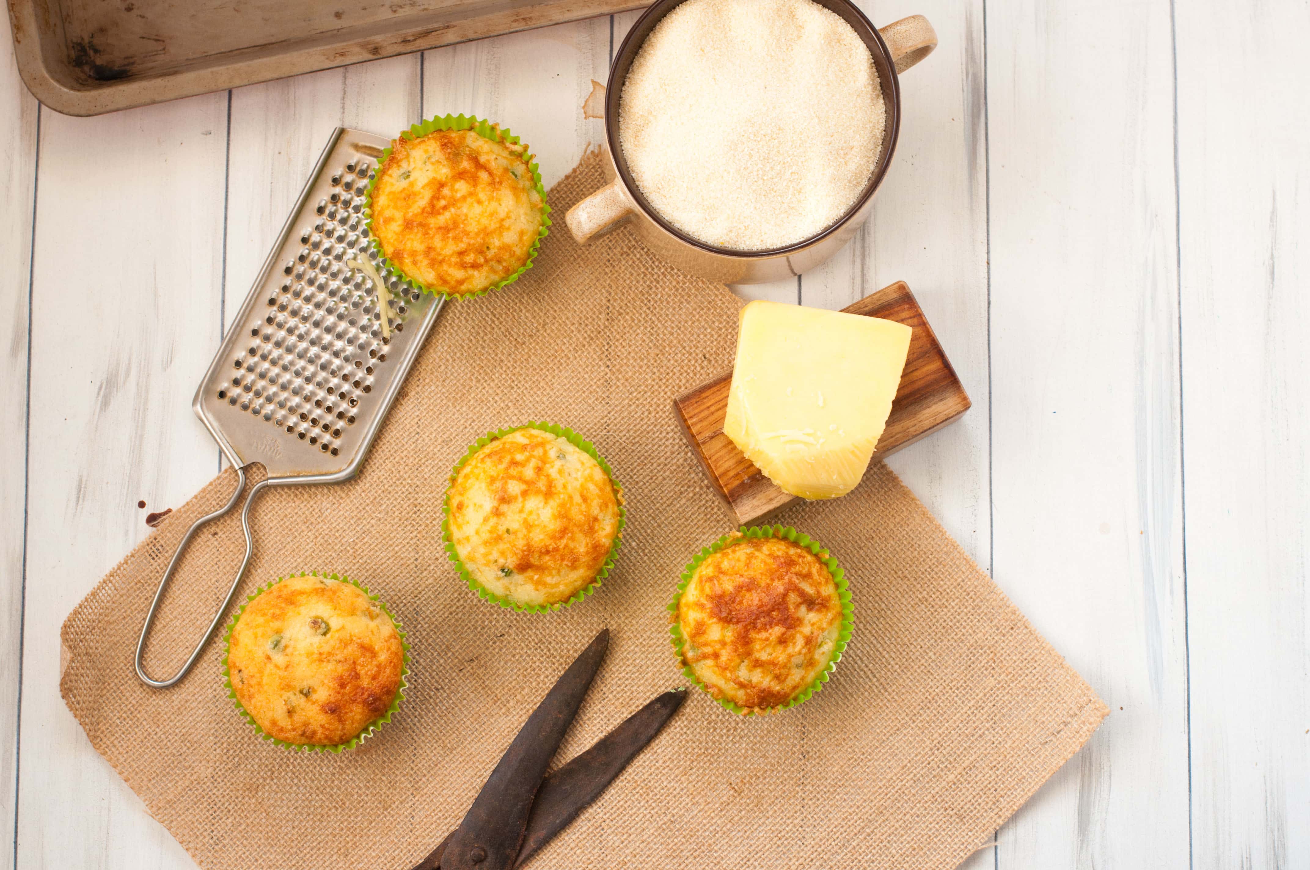 Savoury Cheese Muffins 