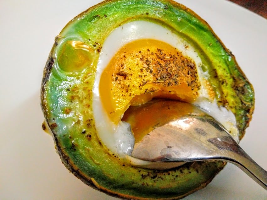 Baked egg in avocado