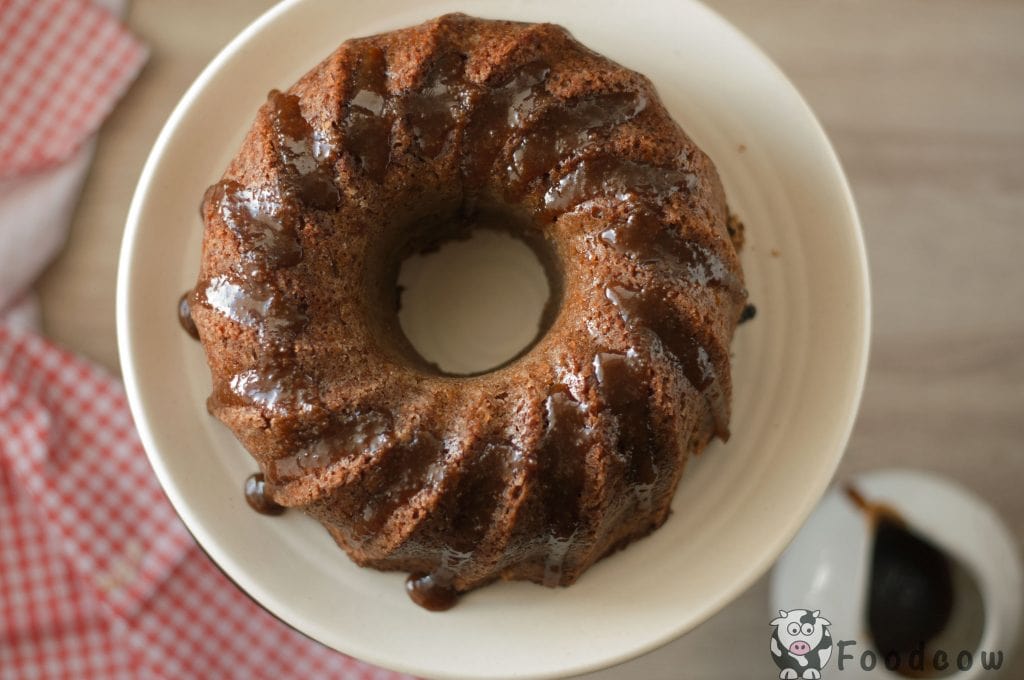 Warm Apple Cinnamon Cake with Lemon Caramel Glaze