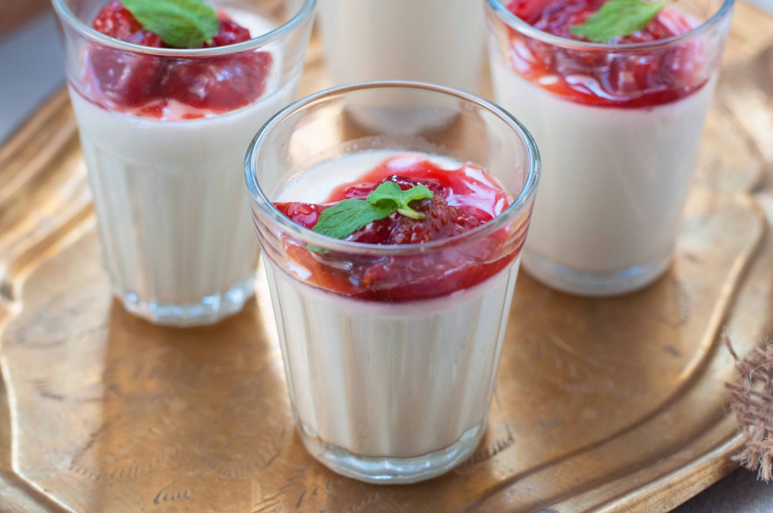 Vanilla Panna Cotta with Strawberry Compote