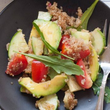 Avocado and quinoa balsamic salad