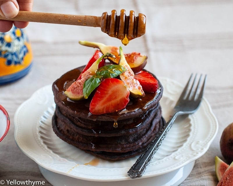 Fudgy Ragi Chocolate Pancake ! Made with Super Nutritious Ragi flour,Banana and Eggs.This Ragi pancake is so fudgy and Chocolatey!!It's my favourite way to eat Ragi! #ragi #pancake #healthy #millet #milletrecipe #recipe #fingermillet