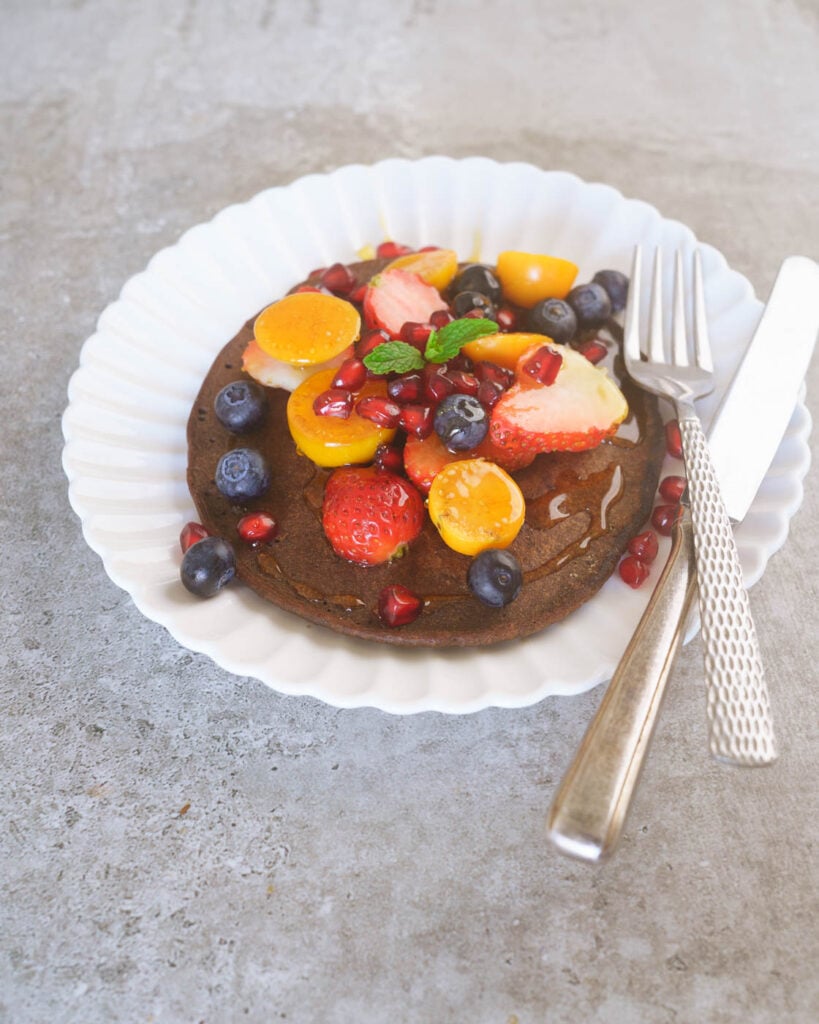Ragi Chocolate Pancake with strawberries, figs and honey