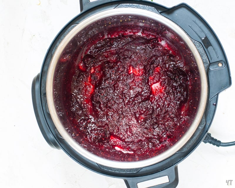 Instant Pot Cranberry Sauce