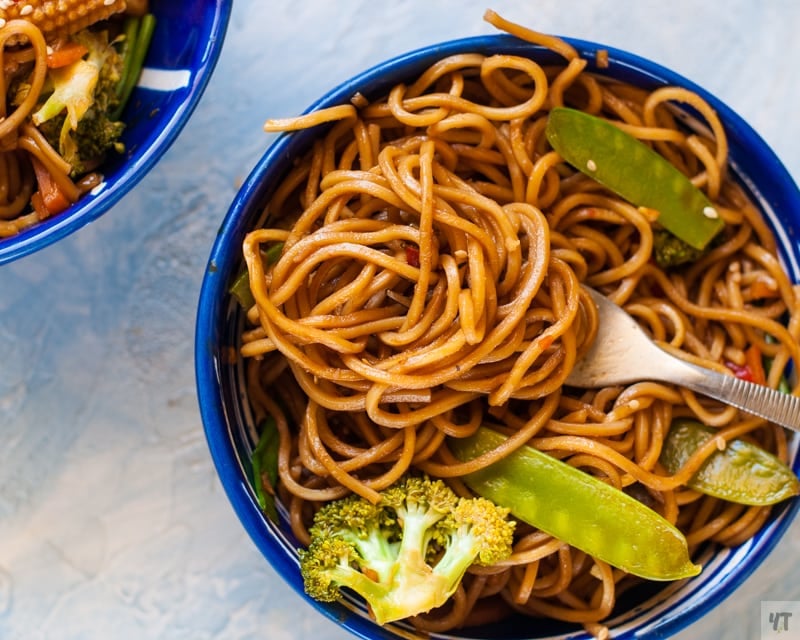 Instant Pot Lo Mein - Asian Style Vegan Instant Pot Noodles in a blue bowl