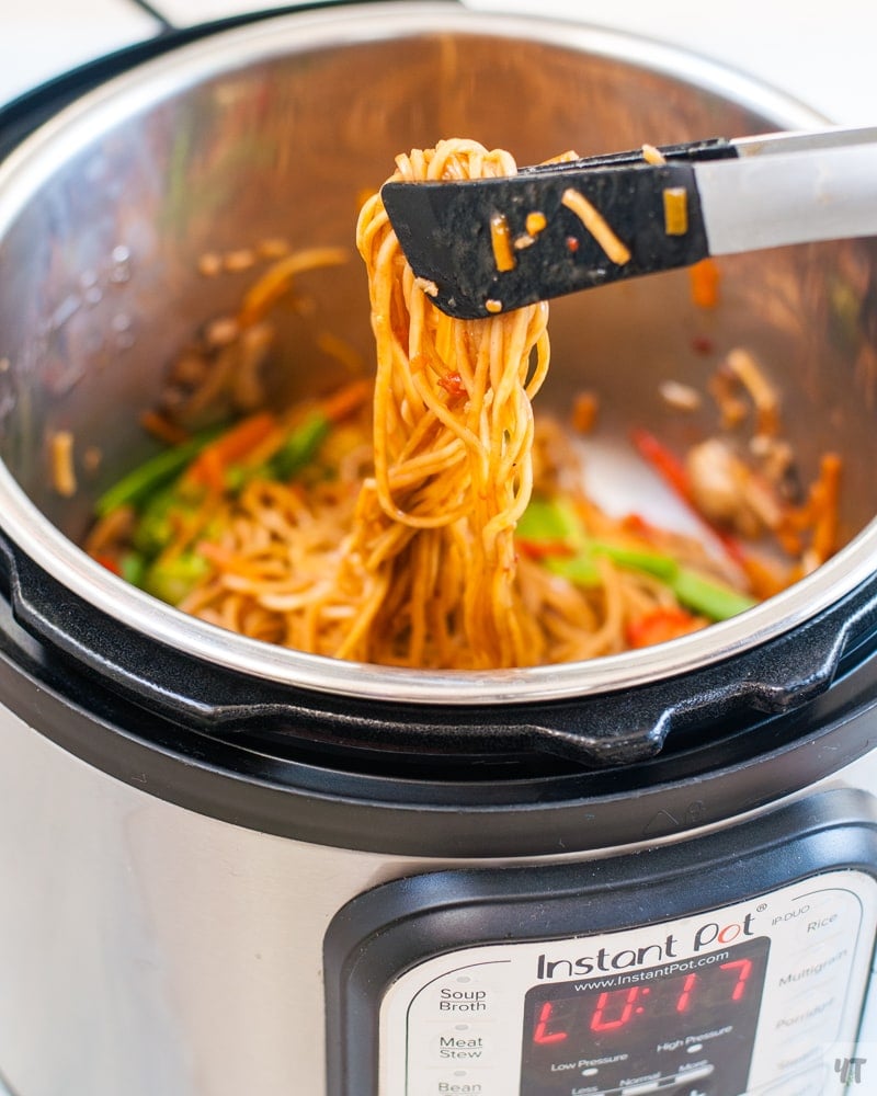 Instant Pot Lo Mein - Asian Style Vegan Noodles in the instant pot.