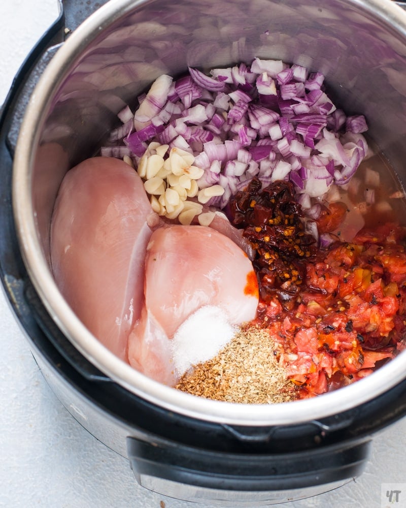 ingredients for Instant Pot Chicken Tinga