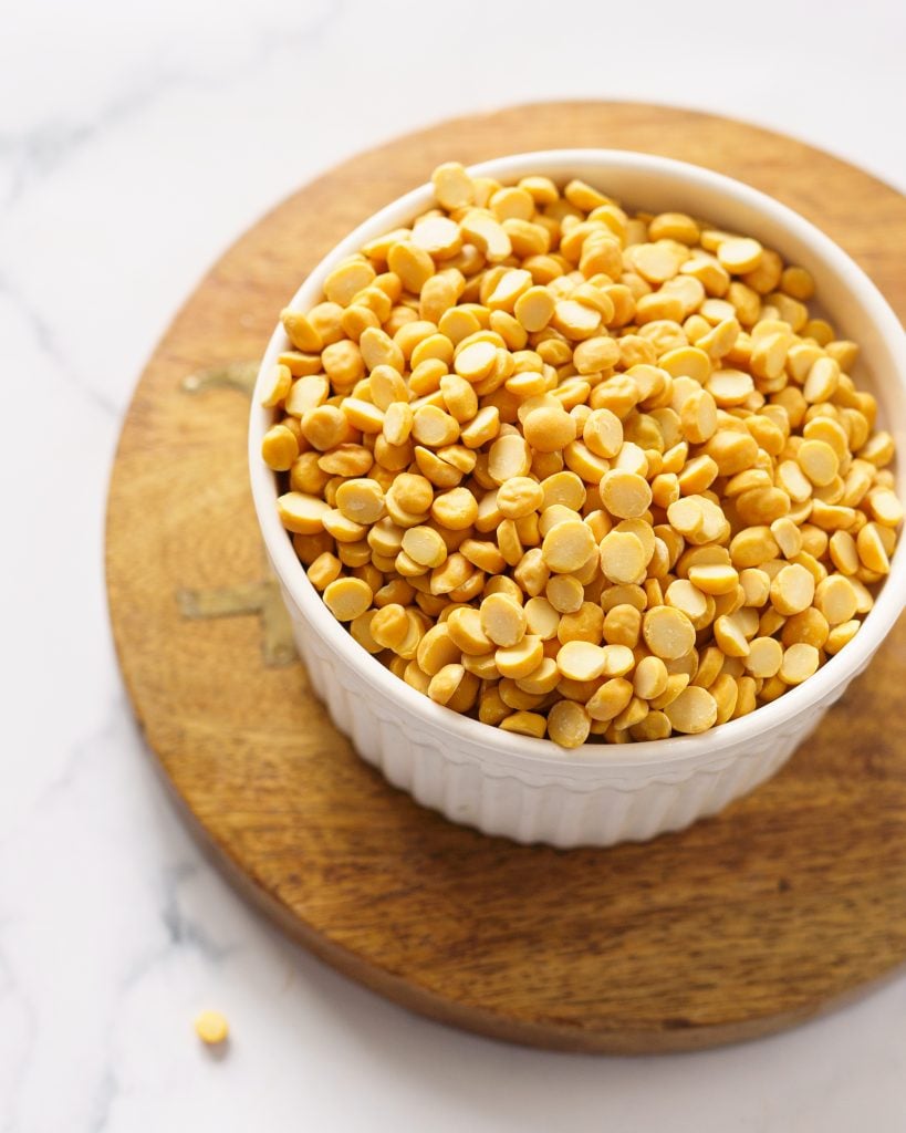 Raw Chana Dal in a white rammekin