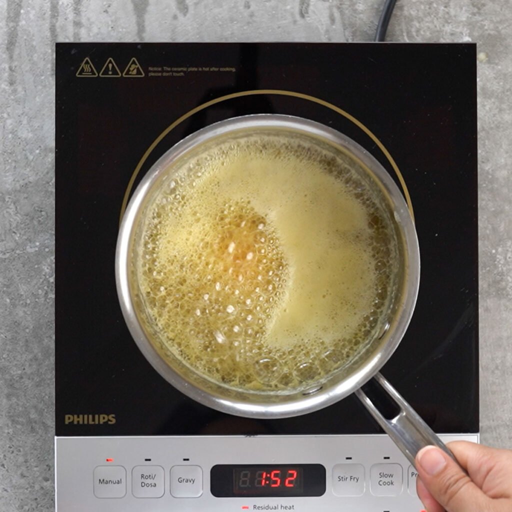 Bubbling butter in the pan