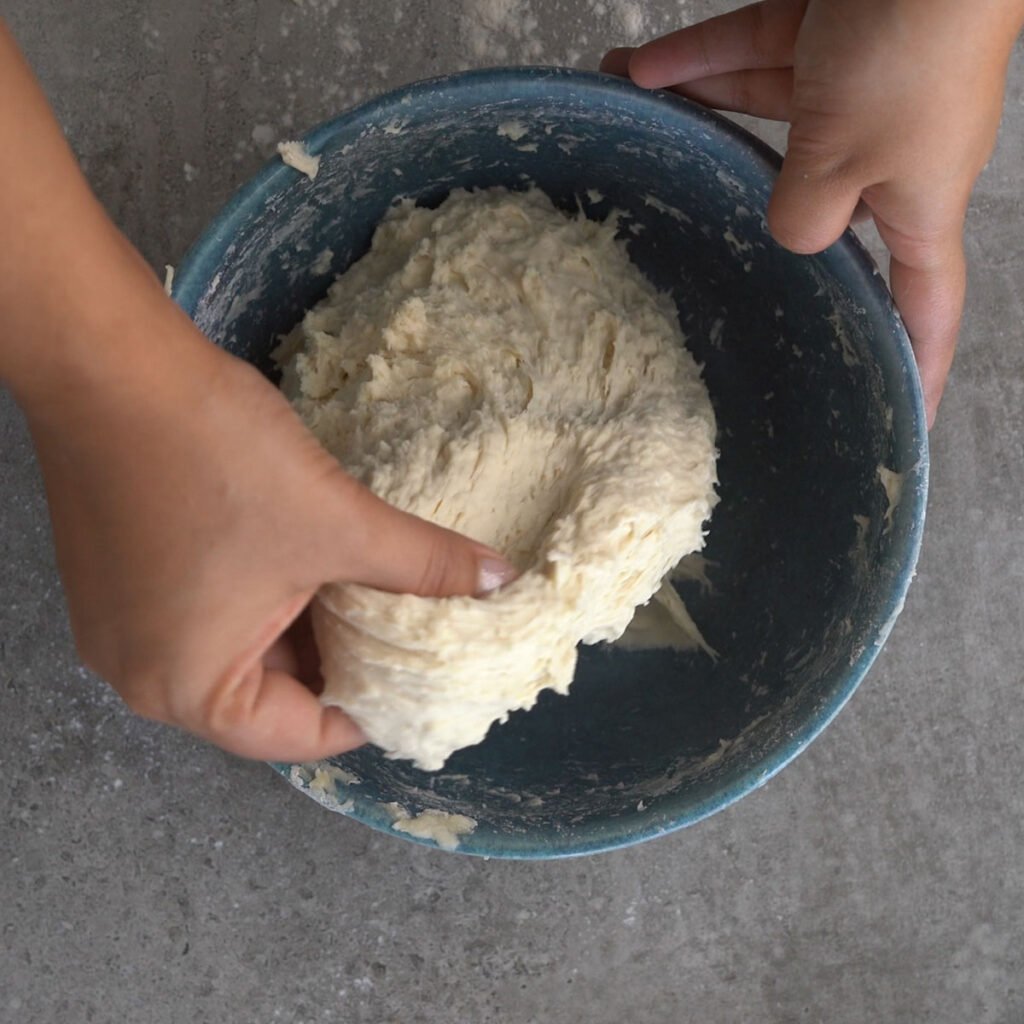 Strech and Fold dough