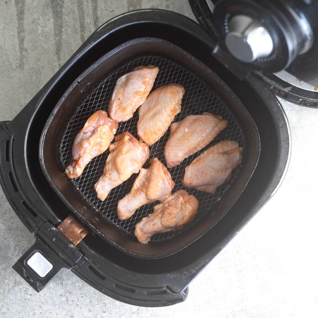 Air frying Chicken wings