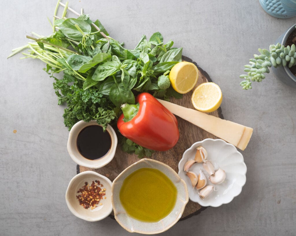 Ingredients for Bread dipping herb olive oil

Olive Oil
Balsamic Vinegar
Garlic
Herbs
Salt
Chili Flakes
Parmesan
Red Bell Pepper