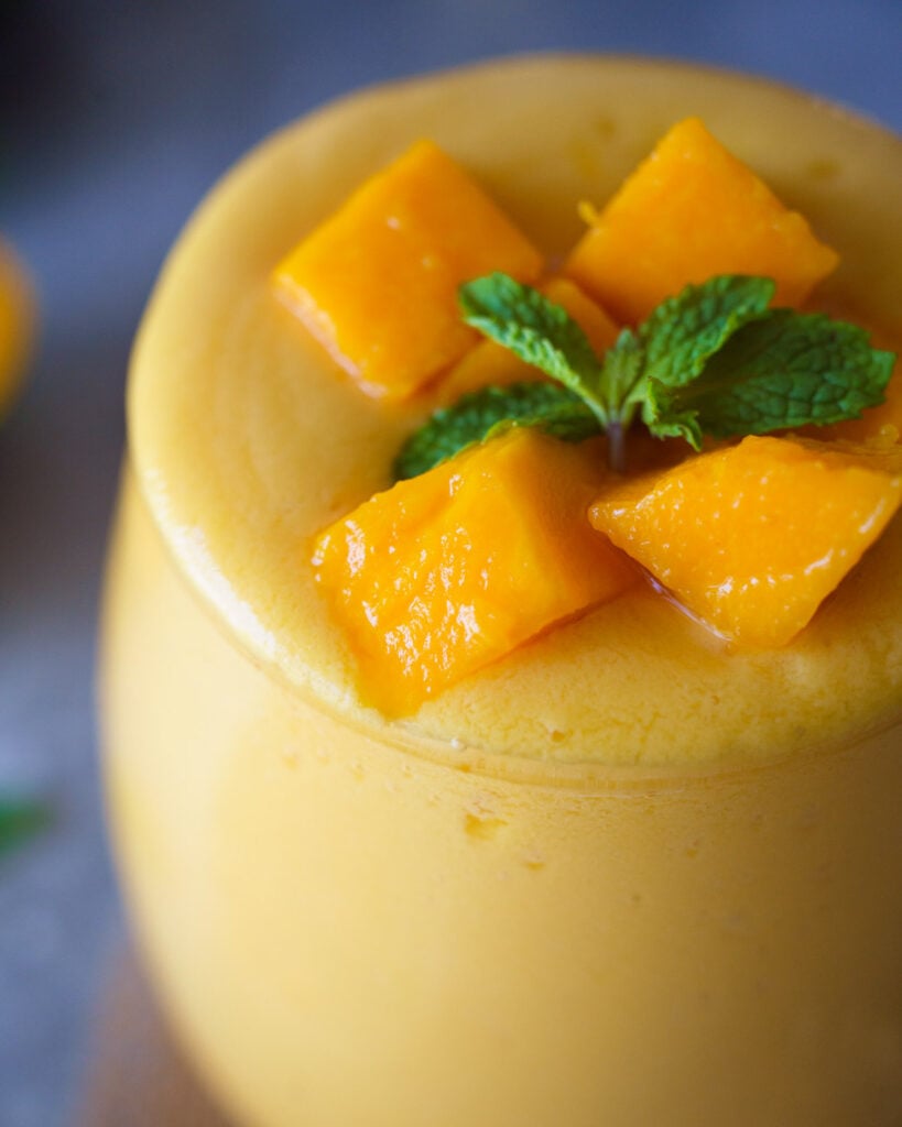 Mango lassi