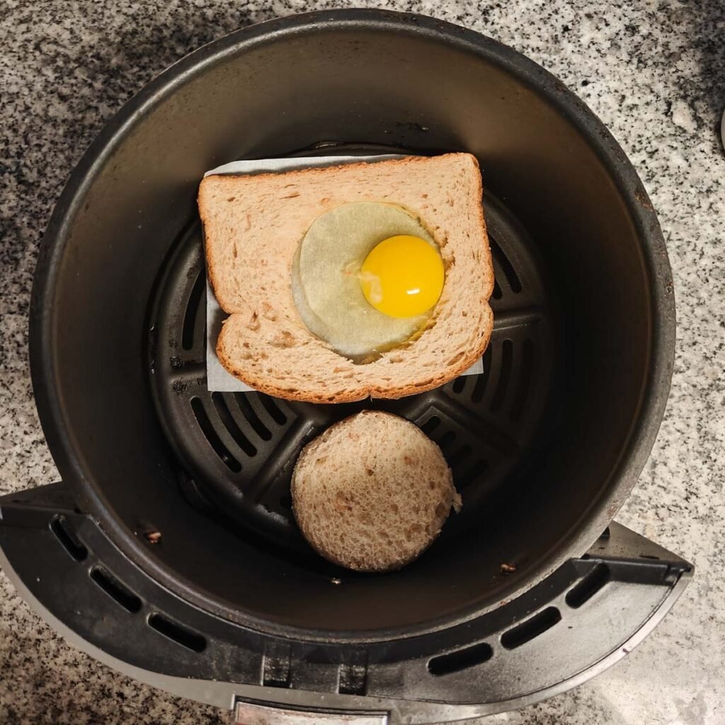 Egg inside a hole, kept in the air fryer